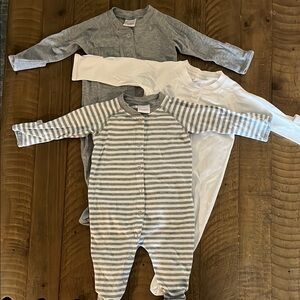 Hanna Andersson Pima Cotton set of onesies